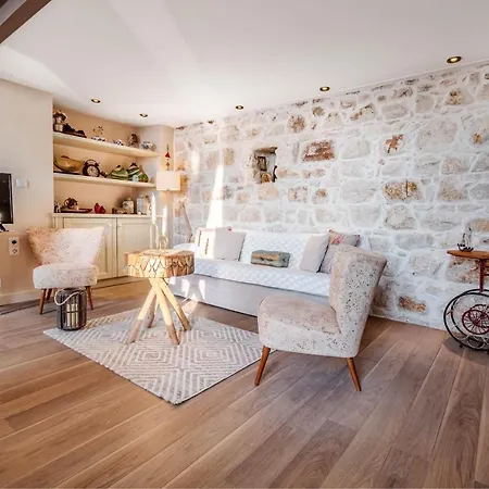 Mouragia Loft - Waterfront Old Corfu Town Apartment Corfu (city)